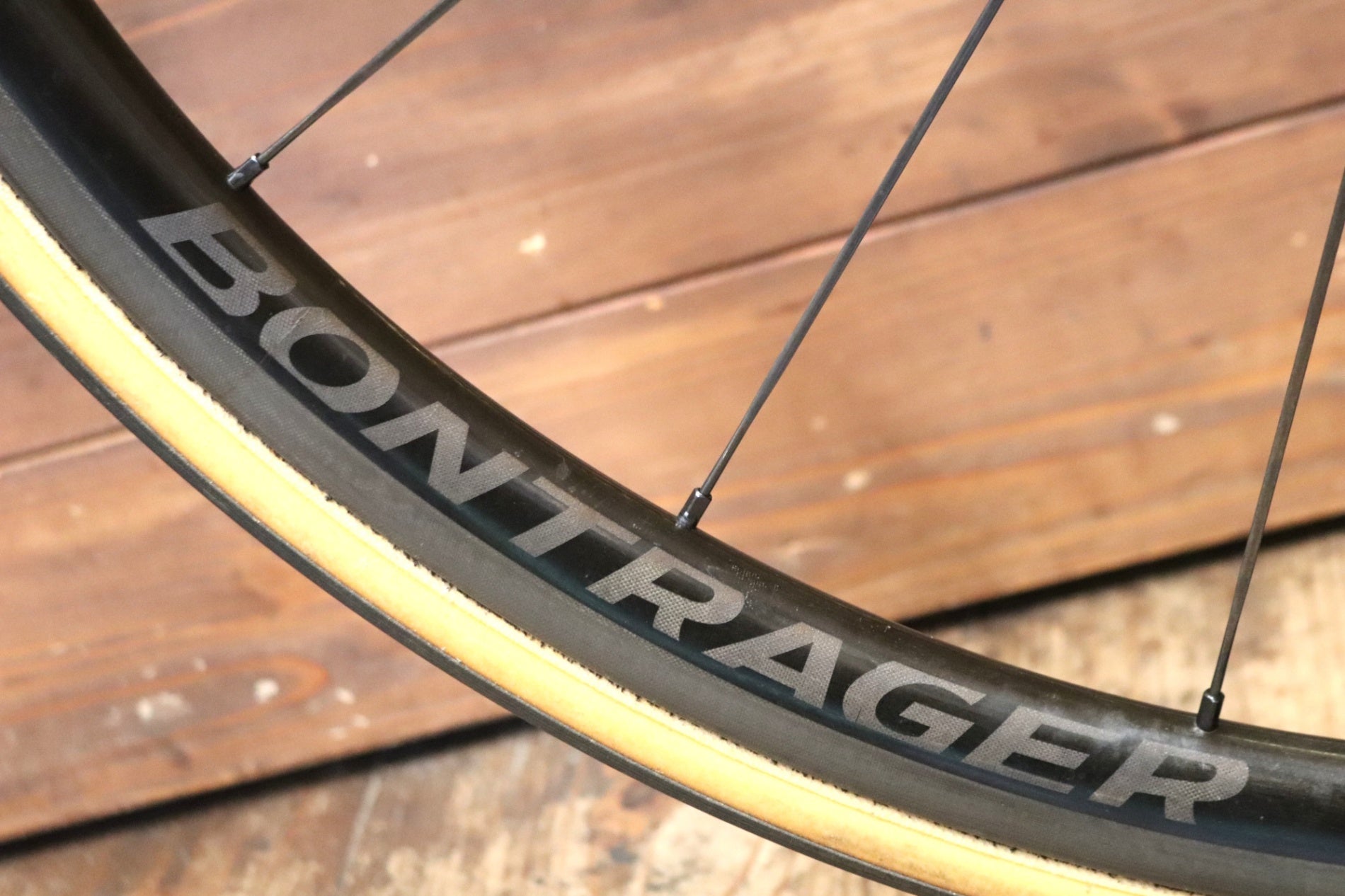 ボントレガー BONTRAGER アイオロス AEOLUS XXX 2 カーボン チューブ