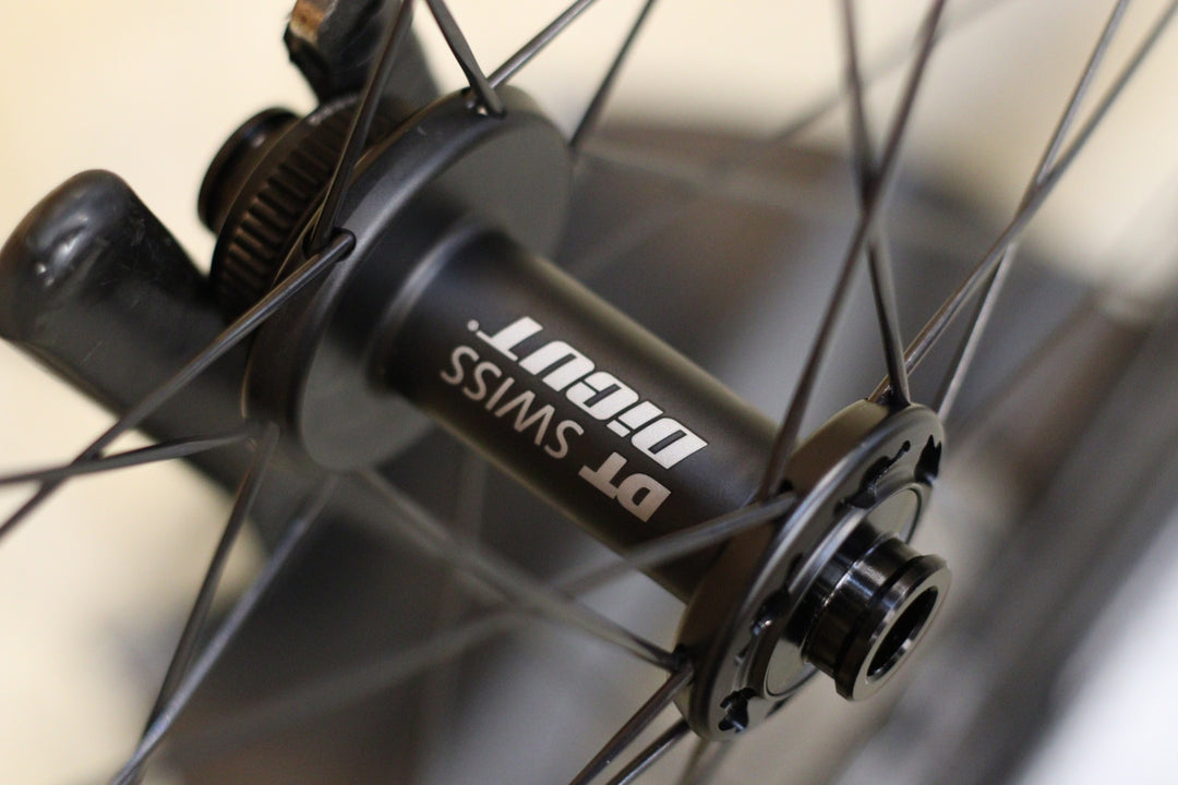 DT SWISS ARC1600 DICUT DB 50/62 カーボン チューブレスレディ ホイールセット シマノ11S/12S  【立川店】