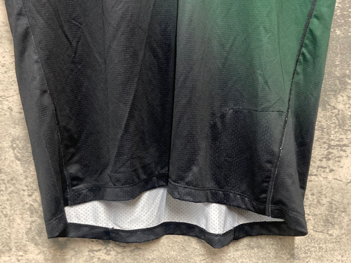 KI307 100％ Celium 半袖 Tシャツ 深緑 黒 S
