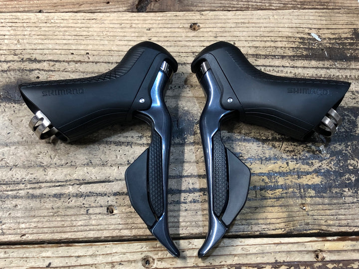KC549 シマノ SHIMANO アルテグラ ULTEGRA ST-R8050 Di2 STIレバー 左右セット 2x11S