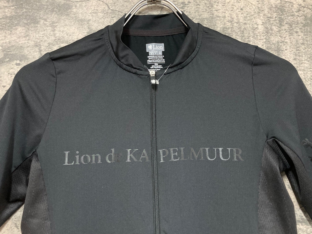 JW662 リオンドカペルミュール Lion de KAPELMUUR 半袖 サイクルジャージ 黒 白 M