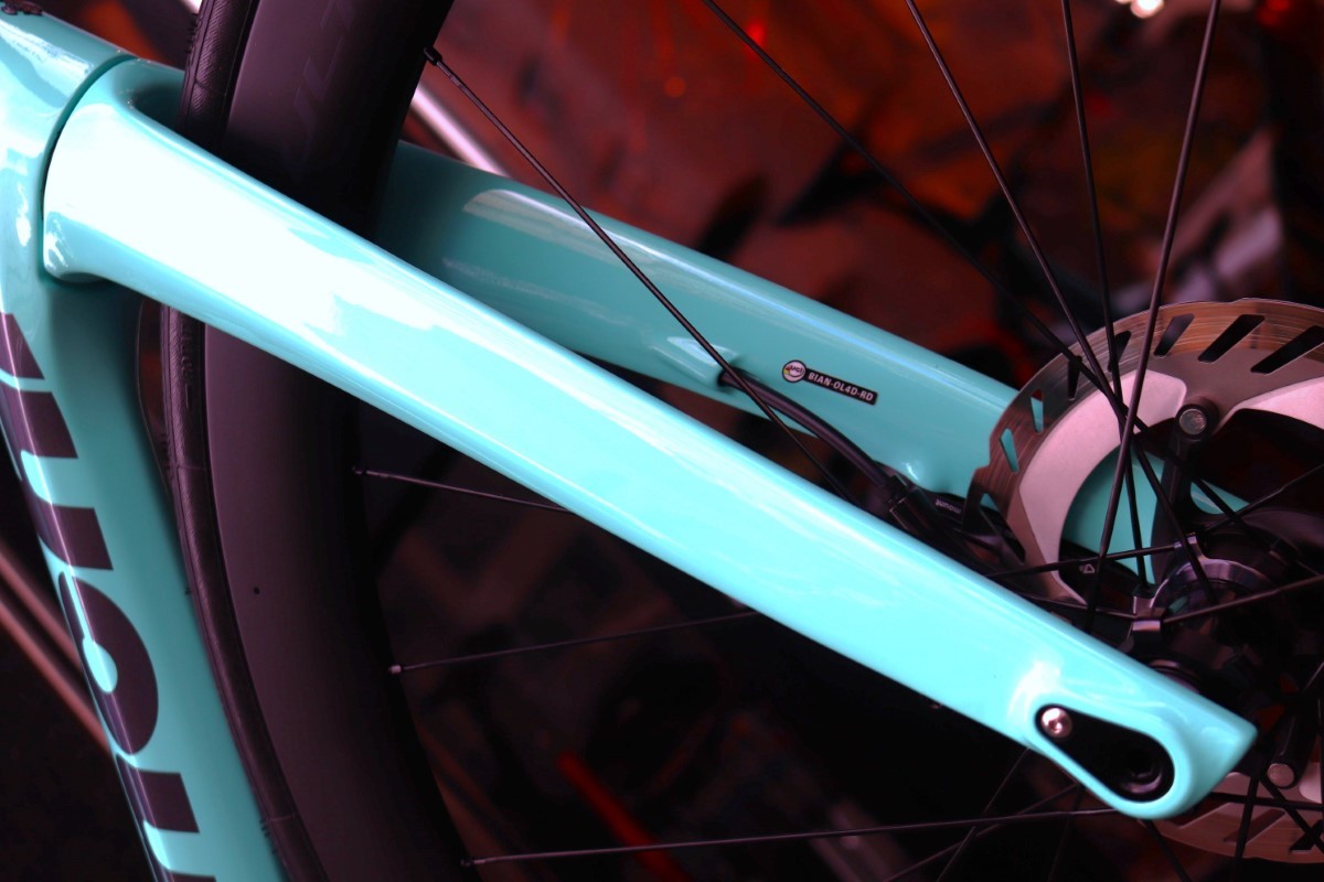 ビアンキ BIANCHI オルトレ OLTRE XR4 DISC 2022モデル 53サイズ シマノ アルテグラ R8170 12S カーボン エアロ  ロードバイク 【東京南麻布店】