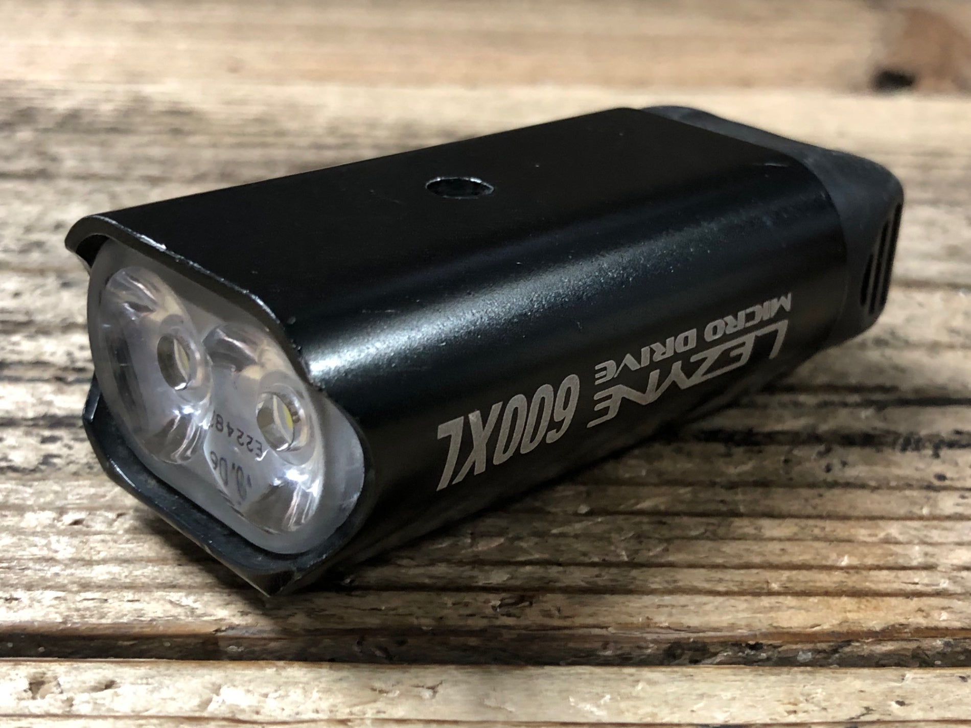 JY416 レザイン LEZYNE MICRO DRIVE 600XL フロントライト 点灯確認済 JY416 レザイン LEZYNE MICRO DRIVE 600XL フロントライト 点灯確認済