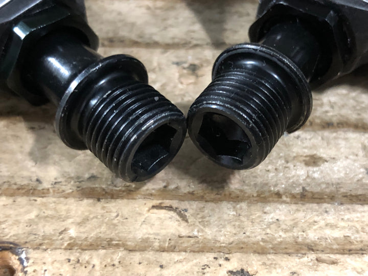 JN935 シマノ SHIMANO 105 PD-5800 ビンディングペダル SPD-SL