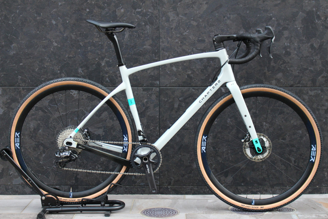 チャプター2 CHAPTER2 アオ AO 2020 Lサイズ シマノ GRX RX815 Di2 11S カーボン グラベルバイク 【福岡店】