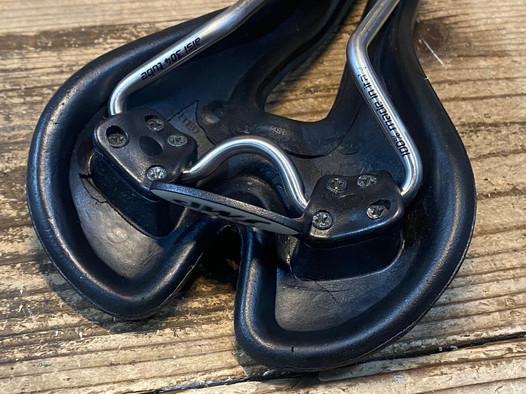 JP705 SELLE SMP hell サドル 黒 aisi 304 tubeレール