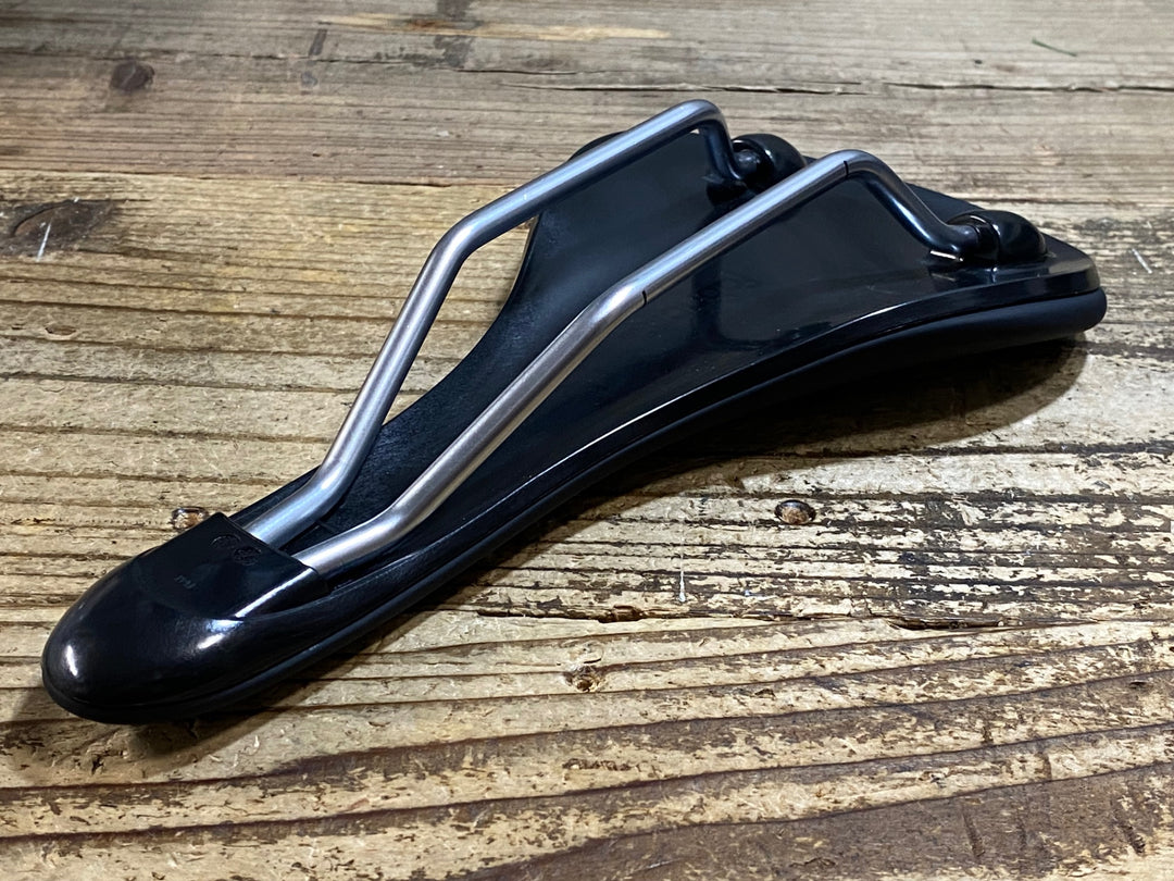 KK771 ファブリック fabric SCOOP ELITE FLAT サドル 黒 143mm
