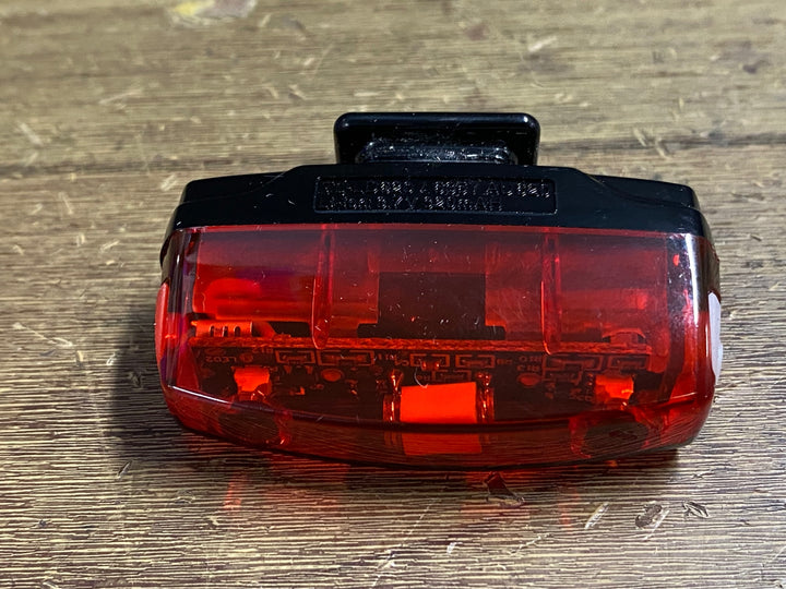 KN963 キャットアイ CATEYE RAPID MICRO AUTO テールライト