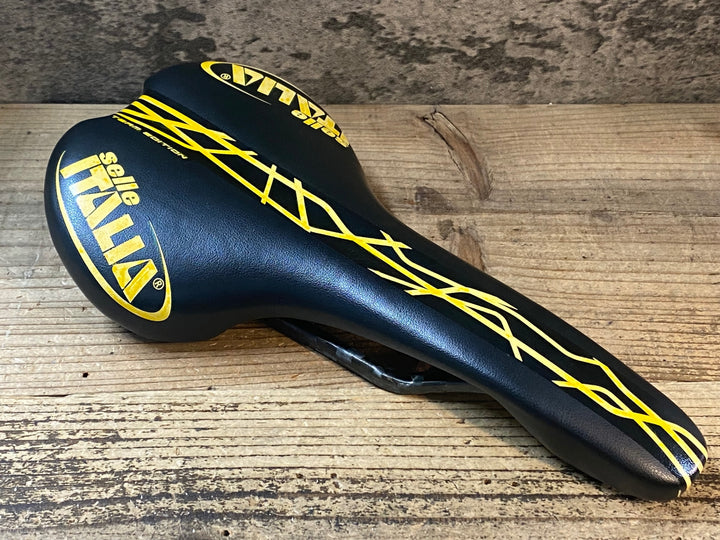 JP072 セライタリア selle italia flite TEAM EDITION サドル 黄 カーボンレール
