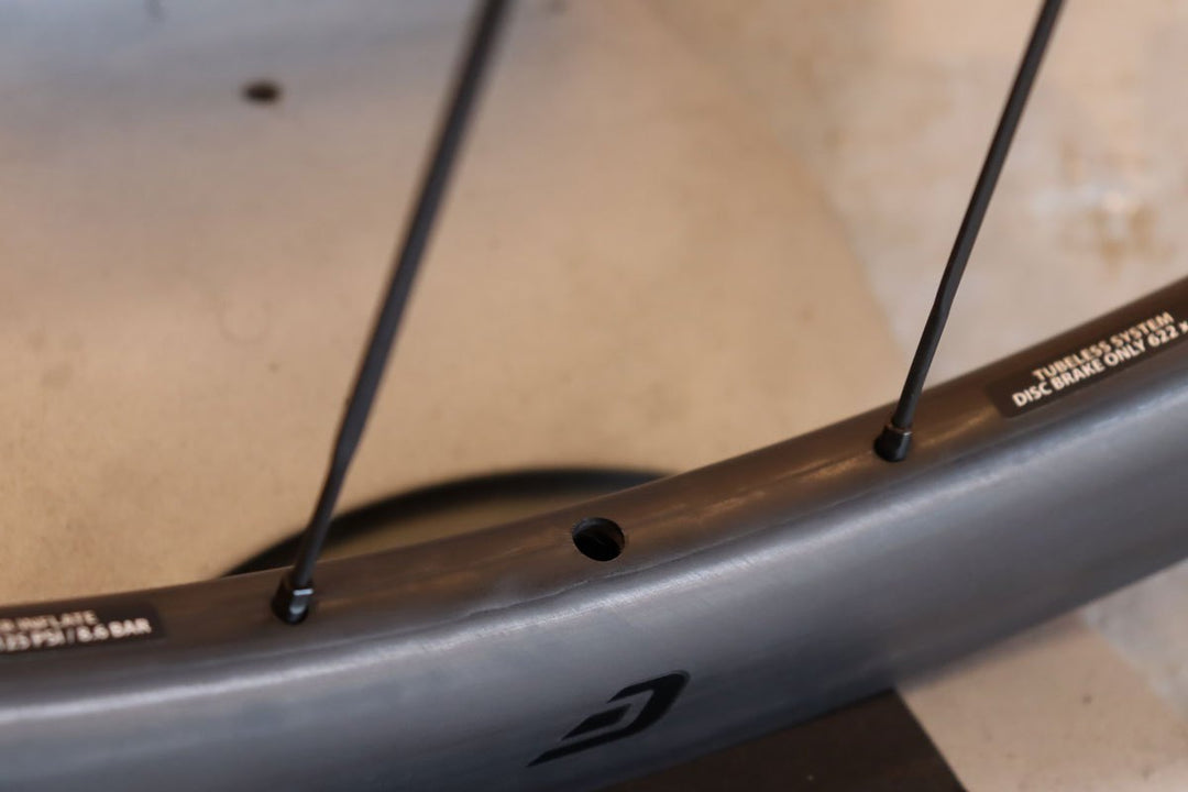 カデックス CADEX 42 チューブレス TUBELESS DISC カーボン ホイールセット シマノ11/12s 【千葉店】