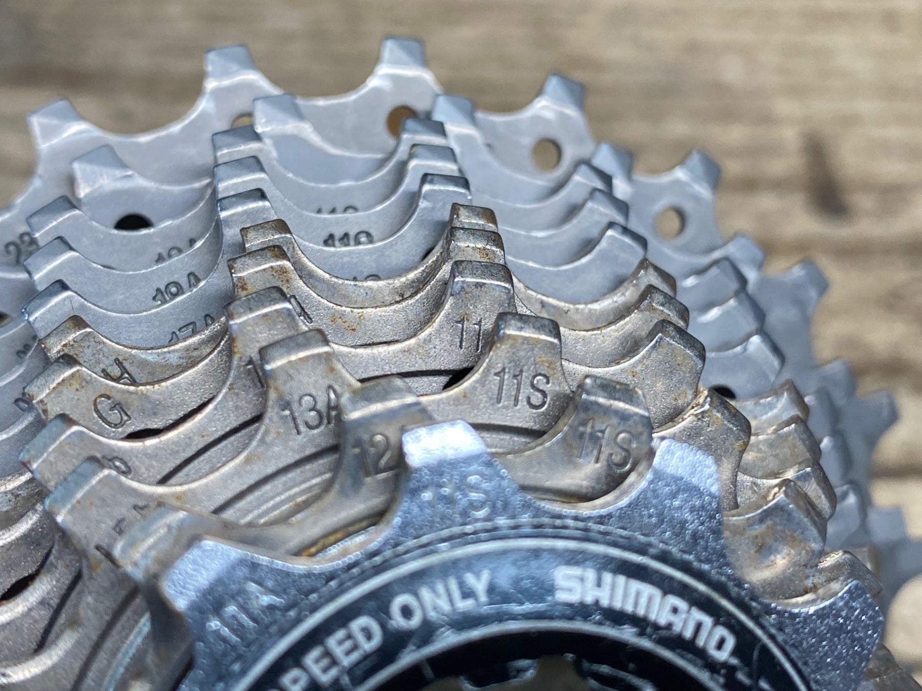 JI677 シマノ SHIMANO デュラエース DURA-ACE CS-R9000 スプロケット