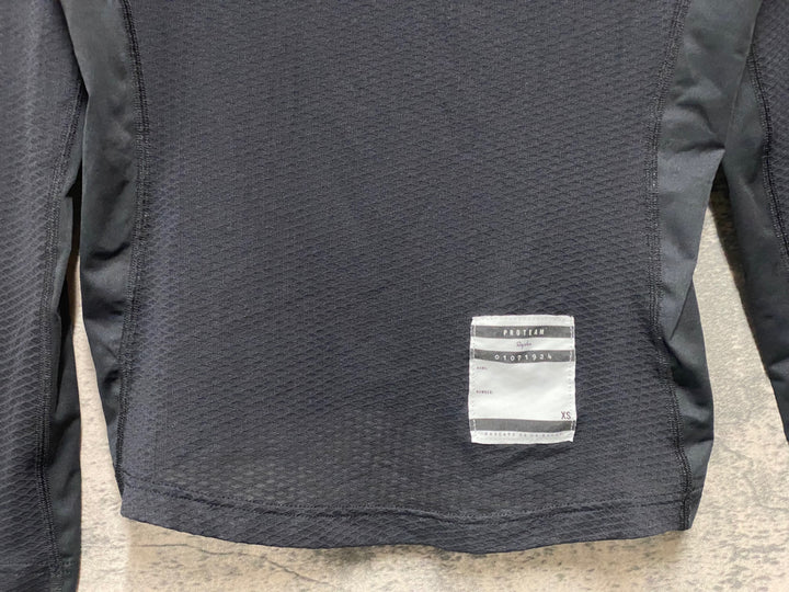 KC836 ラファ Rapha PRO TEAM 長袖 ベースレイヤー 黒 XS