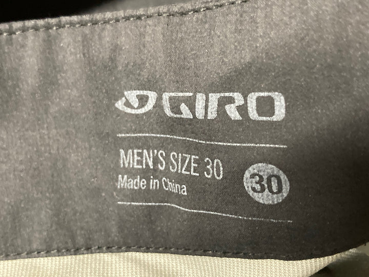 JW703 ジロ GIRO サイクルパンツ 黒 30 膝丈