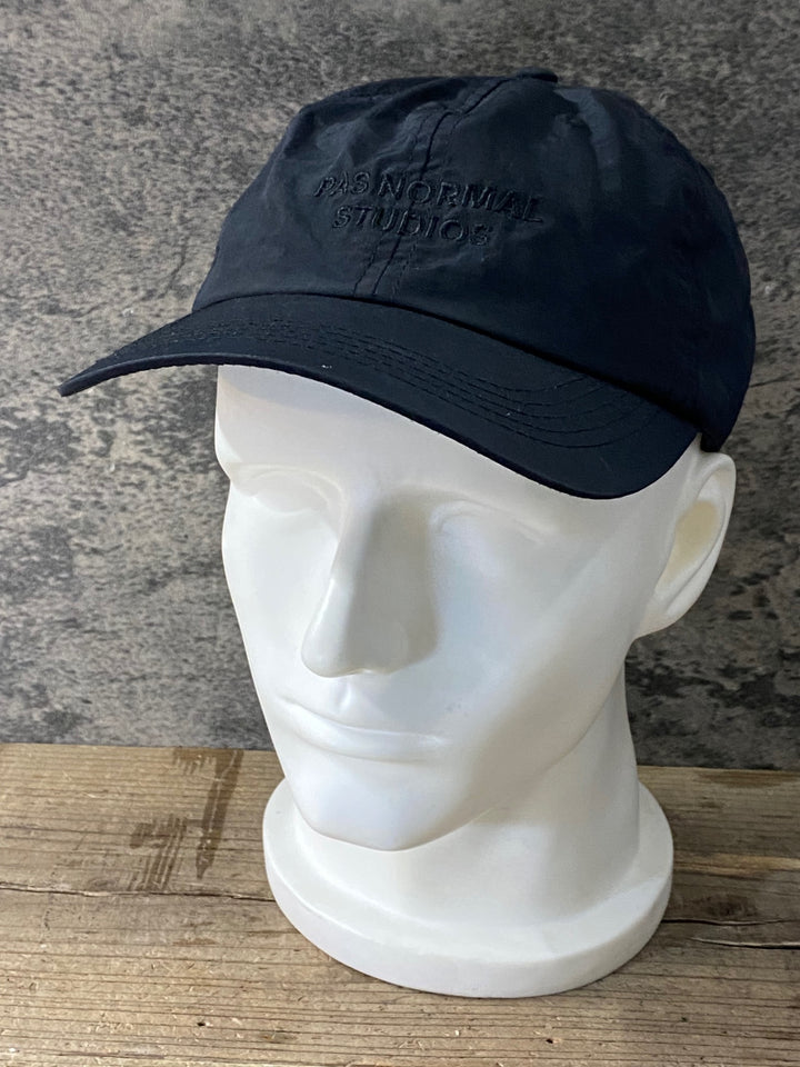 JV861 パスノーマルスタジオ PAS NORMAL STUDIOS キャップ 黒 ベルクロ