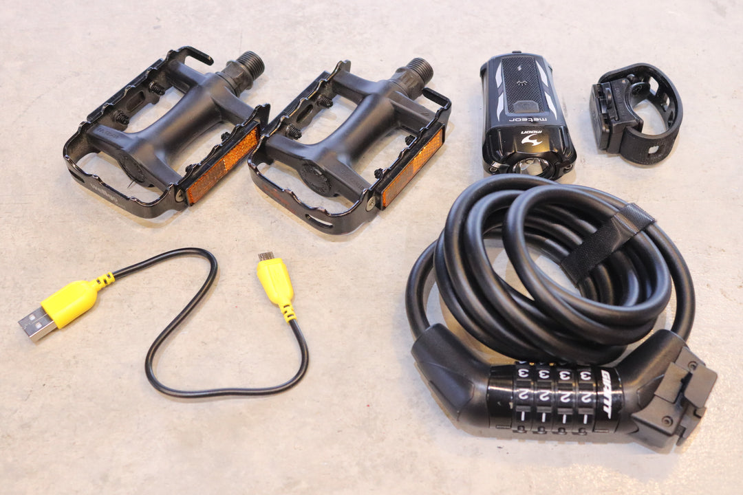 おまけ付き！ジャイアント GIANT コンテンド CONTEND 2 2021モデル 500(M)サイズ シマノ クラリス R2000 MIX 8S アルミ ロードバイク【広島店】