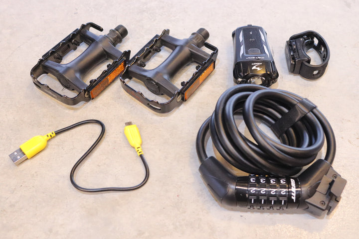 おまけ付き！ジャイアント GIANT コンテンド CONTEND 2 2021モデル 500(M)サイズ シマノ クラリス R2000 MIX 8S アルミ ロードバイク【広島店】