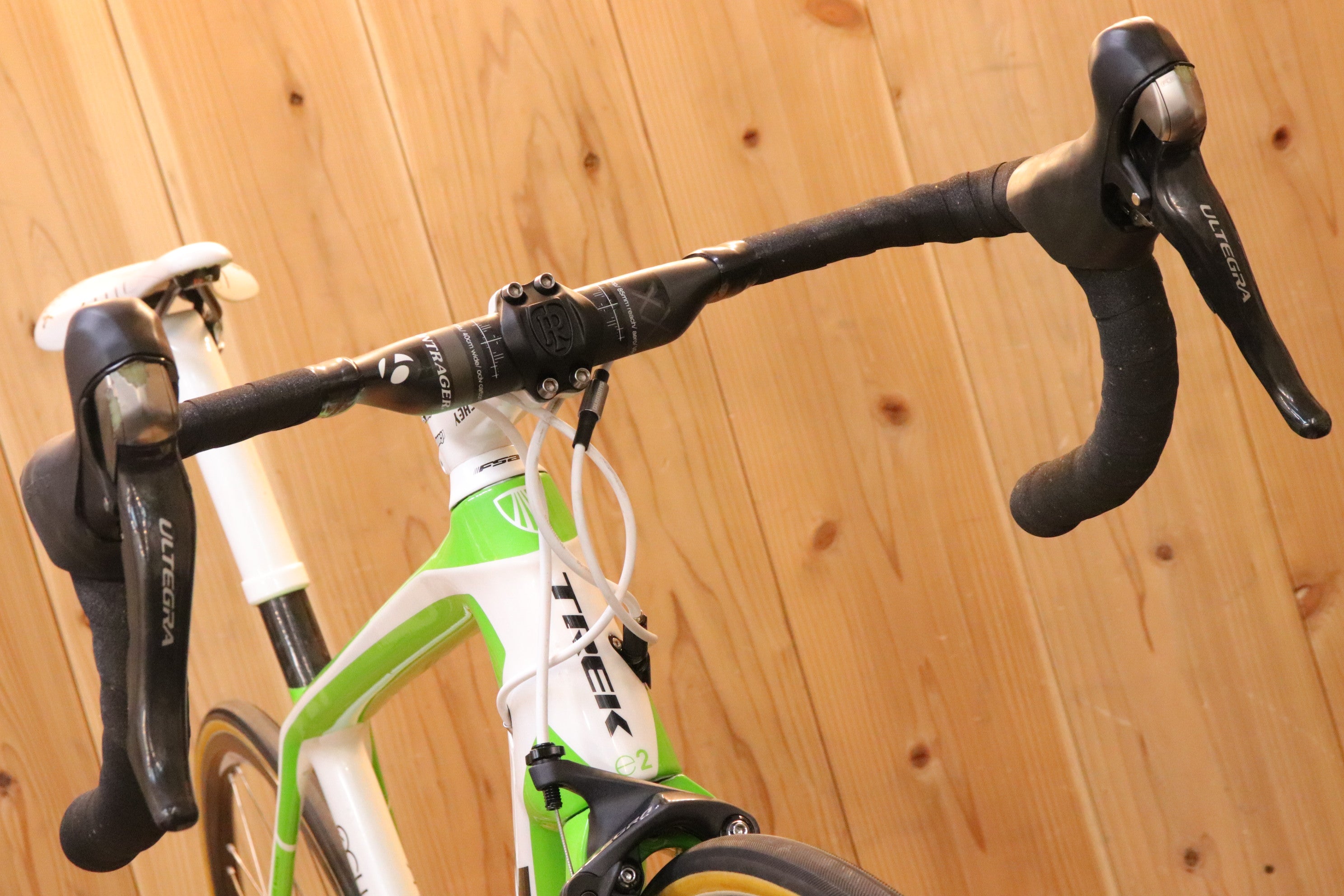 TREK Madone 5.2 2014 カーボン　新品70万円 トレック TREK マドン MADONE 5.2 2014 52サイズ デュラエース