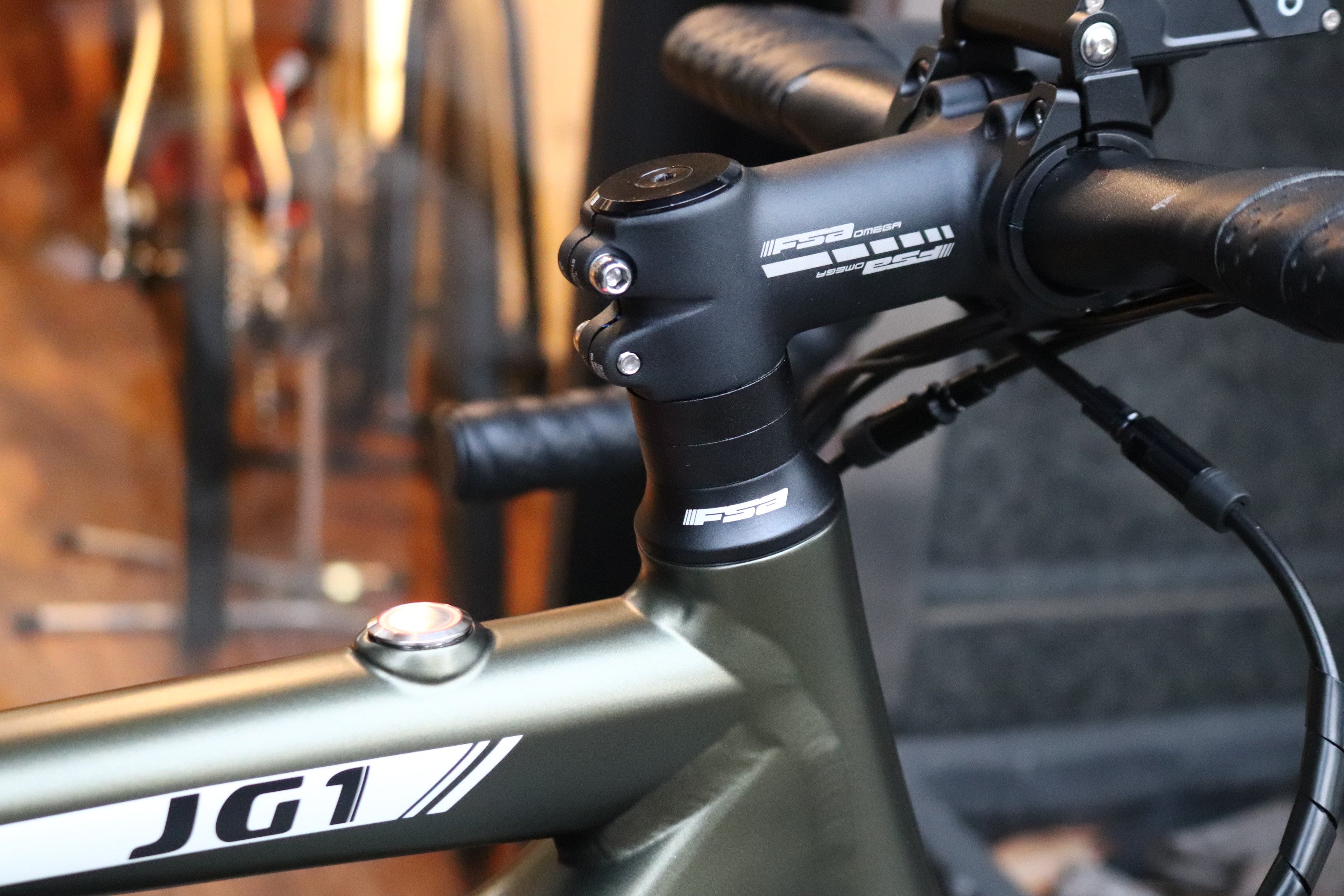 ベスビー BESV JG1 2021 Mサイズ GRX 1×11S アルミ 電動アシスト
