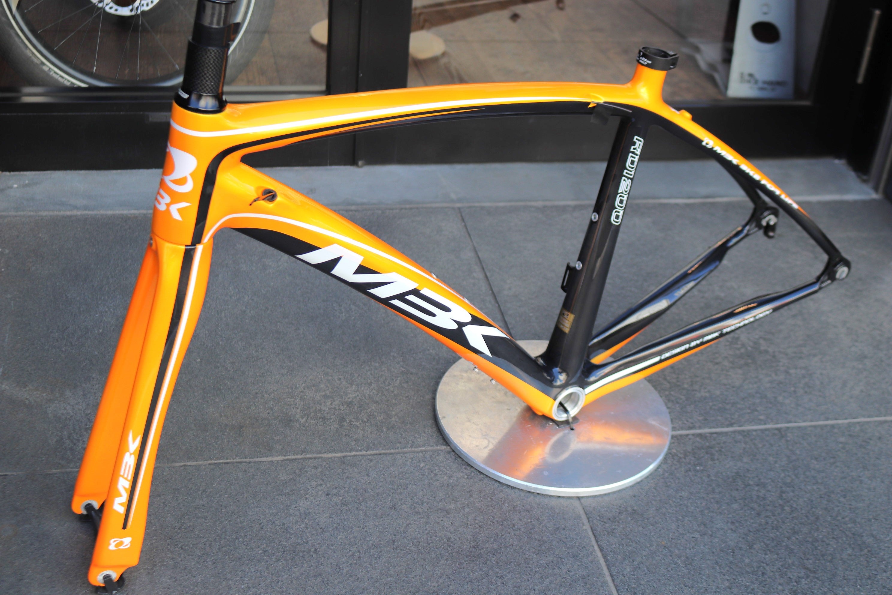 MBK ロードバイクフレーム MBKクラブレーサー 走りの性能を追求したクロモリスチールモデル - MBK