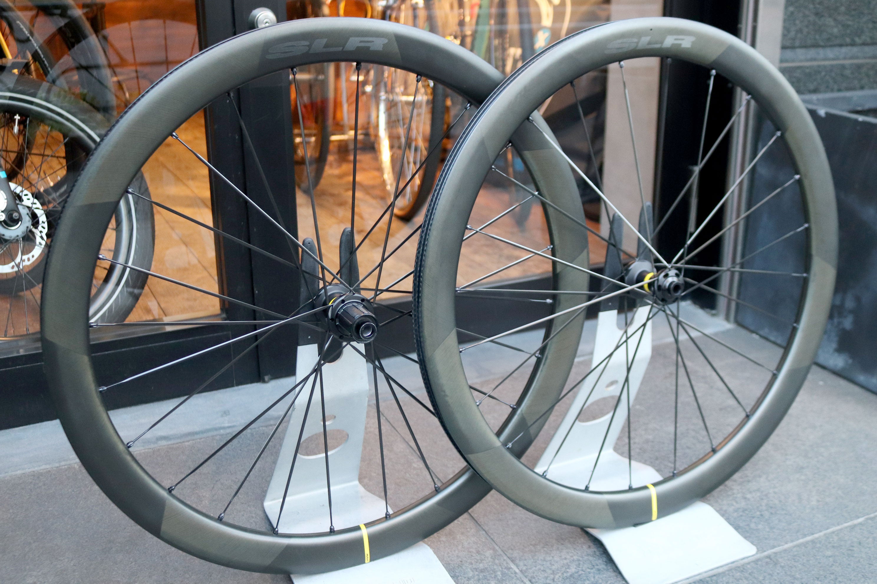 マヴィック MAVIC コスミック COSMIC SLR45 DISC カーボン