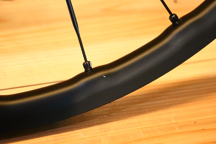 マヴィック MAVIC キシリウム KSYRIUM SL 25 DISC アルミ チューブレスレディ ホイールセット シマノ 11S/12S 【芦屋店】