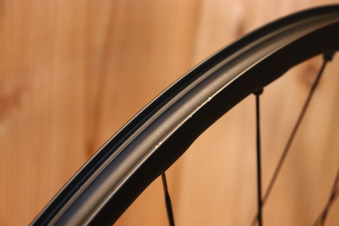 マヴィック MAVIC キシリウム KSYRIUM SL 25 DISC アルミ チューブレスレディ ホイールセット シマノ 11S/12S 【芦屋店】