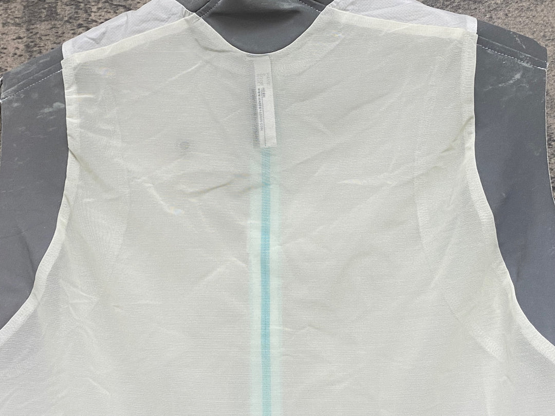 JV143 アソス ASSOS ジレ サイクルベスト 白 L