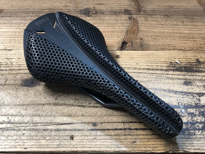 KN130 フィジーク FIZIK アンタレス ANTARES VERSUS ADAPTIVE R3 kiumレール 139mm