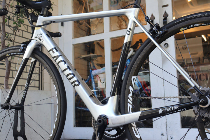 ファクター FACTOR O2 ロマンバルデ 2018モデル 54サイズ シマノ デュラエース R9150 Di2 11S カーボン ロードバイク 【横浜店】