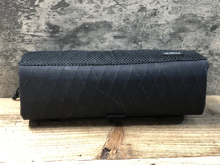 KD126 SAUCE CYCLE メッシュポケットバッグMESH POCKET BAR BAG V3 (ECOPAK / BLACK)
