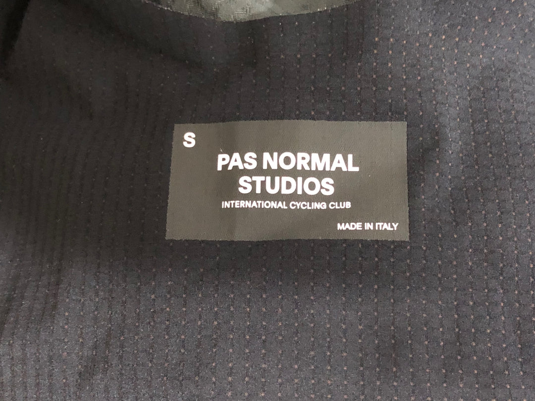 KK143 パスノーマルスタジオ PAS NORMAL STUDIOS Essential ビブショーツ 緑 Sサイズ