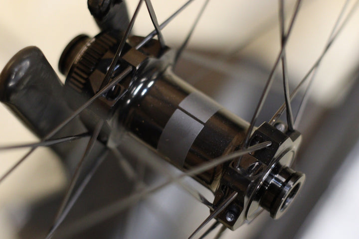 ボントレガー BONTRAGER アイオロス プロ ディスク AEOLUS PRO 51 DISC カーボン チューブレスレディ ホイールセット シマノ11/12S 【立川店】