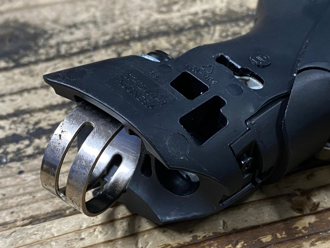 JP314 シマノ SHIMANO クラリス Claris ST-R2000 STIレバー 2x8S ※ブラケットフード欠品