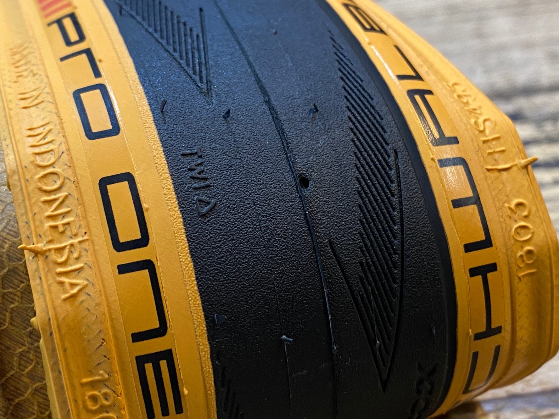 JT727 シュワルベ SCHWALBE PRO ONE TT TUBELESS EASY チューブレス