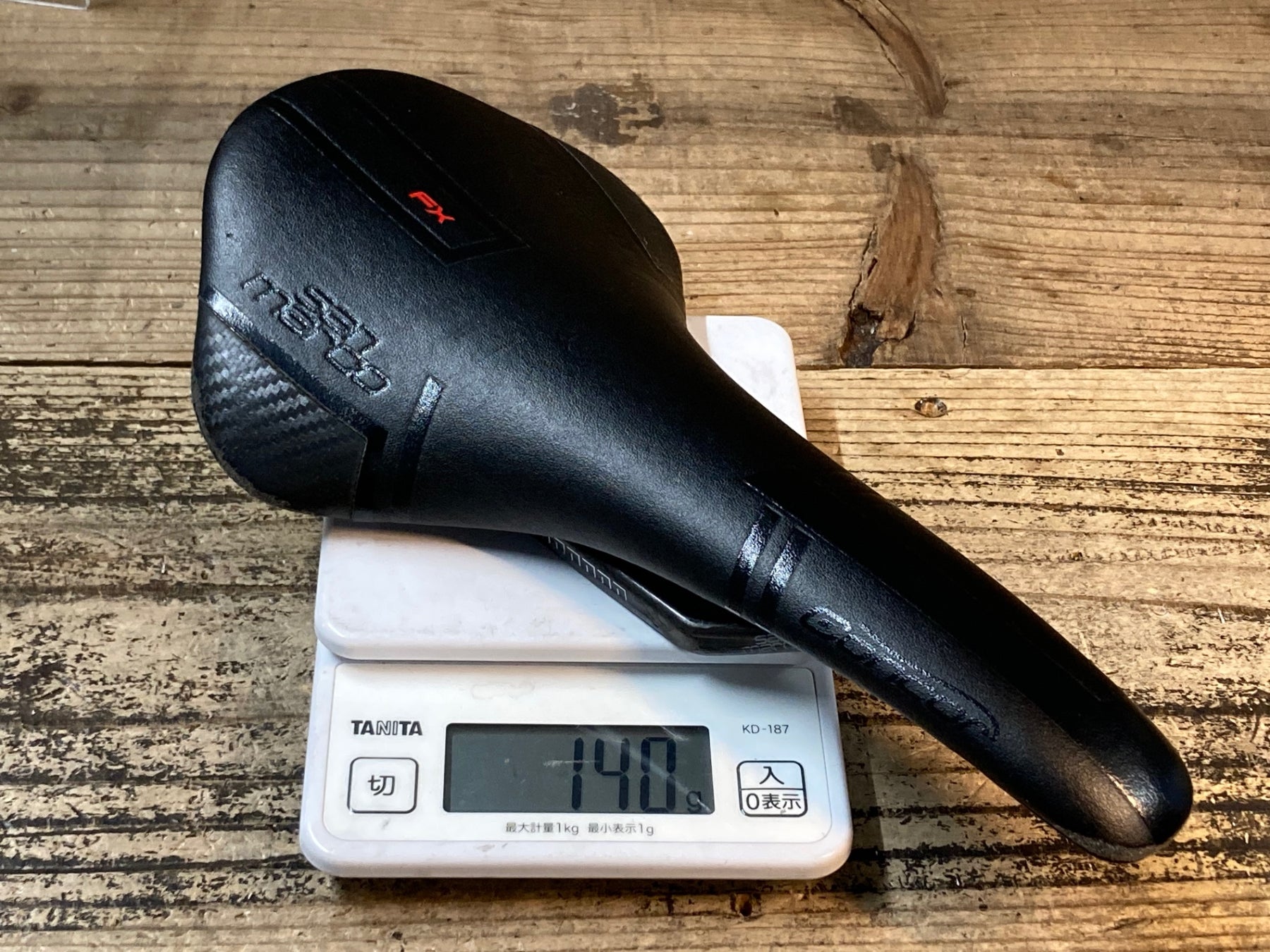 ZUNOW ブラックスエードサドル（新品未使用） JV873 サンマルコ san marco Concor CARBON FX WIDE サドル 黒 143mm