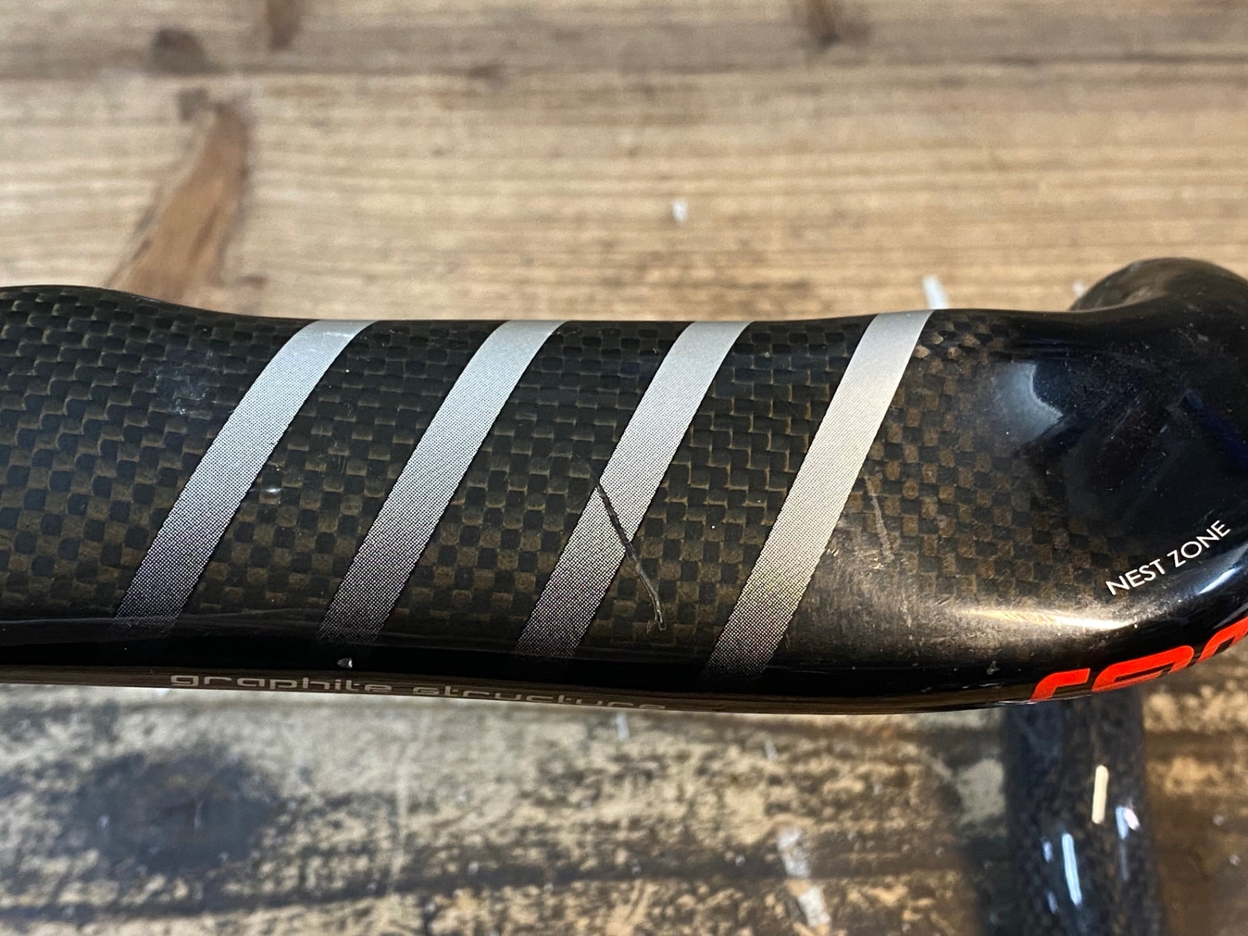 チネリ cinelli ram カーボン ドロップハンドル エンド部400mm JJ132 チネリ cinelli ram カーボン ドロップハンドル エンド部C-C