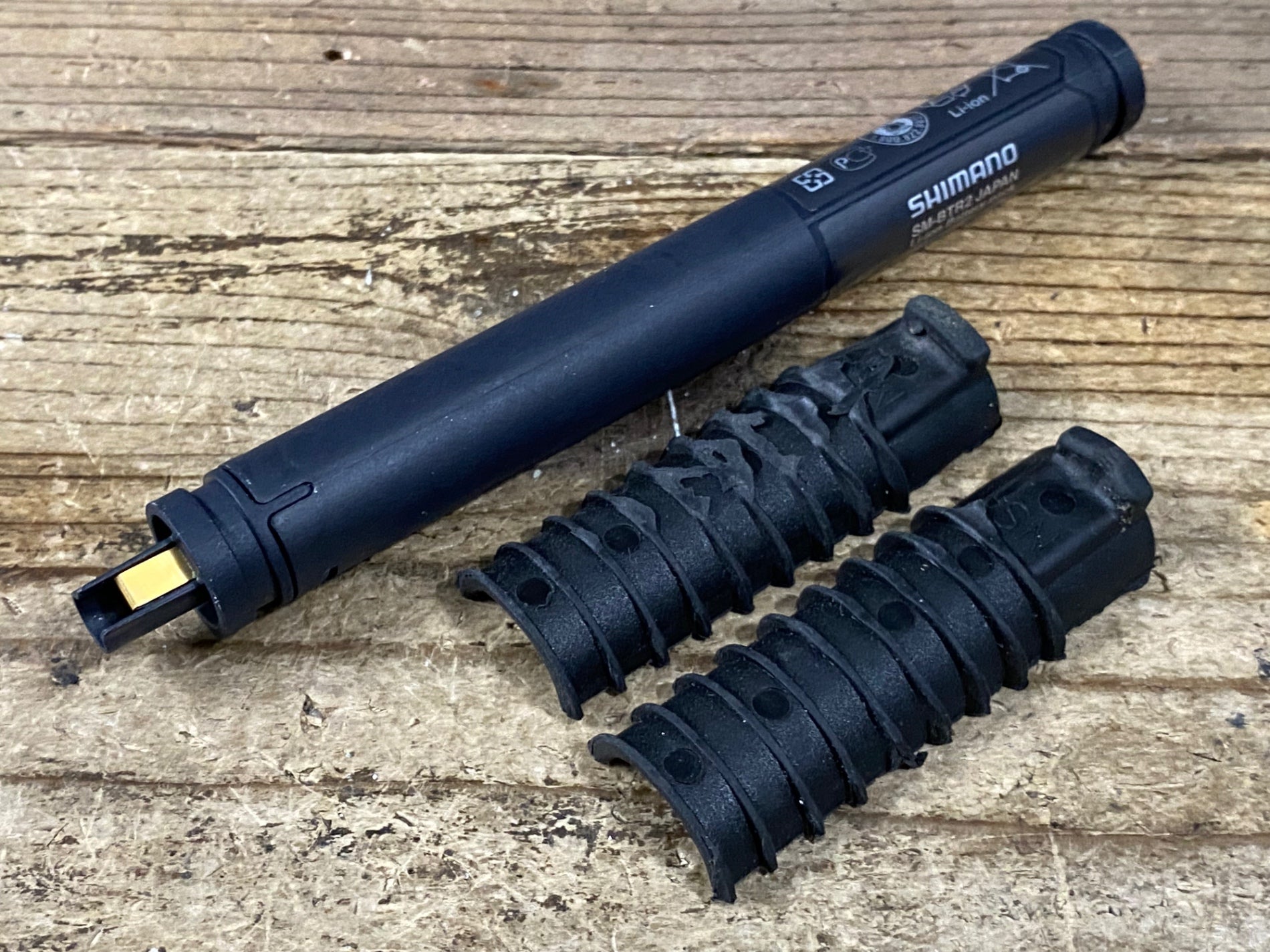 JU840 シマノ SHIMANO SM-BTR2 ビルトインバッテリー Di2 接続確認済み