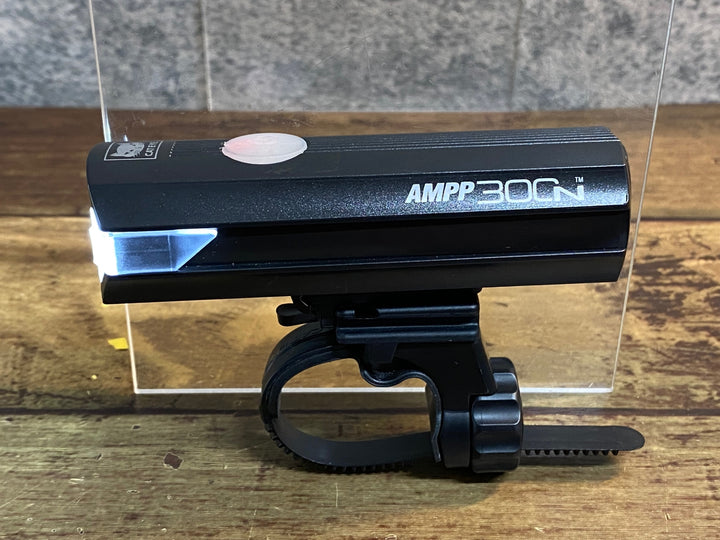JO015 キャットアイ CATEYE AMPP300N フロントライト 点灯確認済