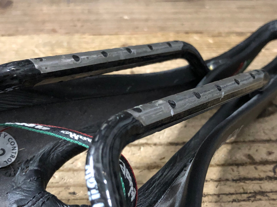 KJ211 Selle SMP forma サドル 黒 138mm カーボンレール