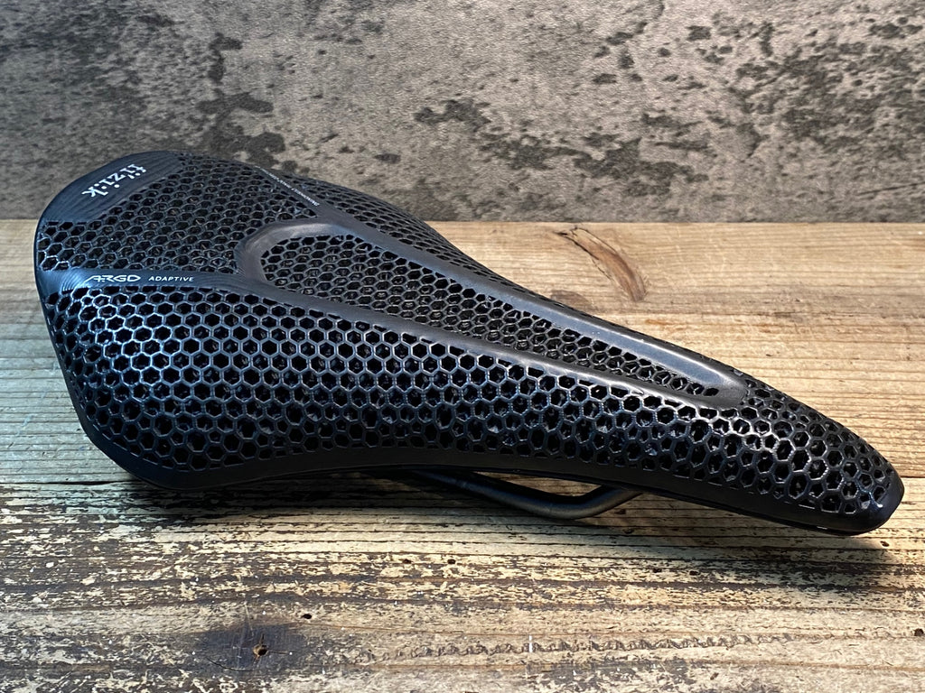 JJ406 フィジーク fizik Vento ARGO Adaptive R3 3D サドル Kiumレール