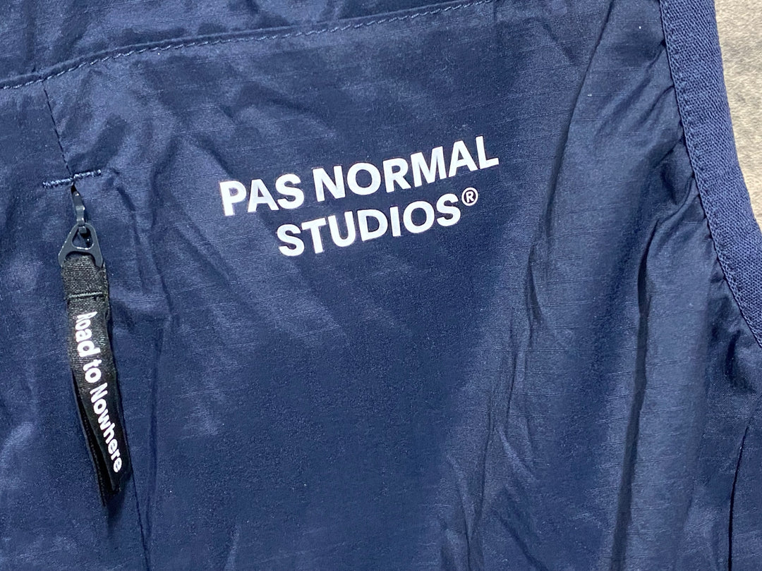 KA513 パスノーマルスタジオ PAS NORMAL STUDIOS ESSENTIAL INSULATED GILET ジレ サイクルベスト ネイビー M