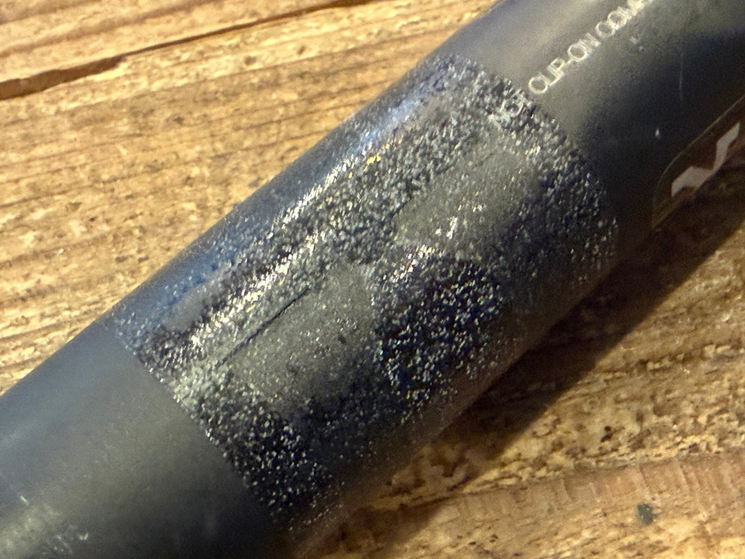 KH822 フィジーク fizik CYRANO 00 カーボン ドロップハンドル ブラケットC-C400mm Φ31.8 ※クランク部凹みのためジャンク