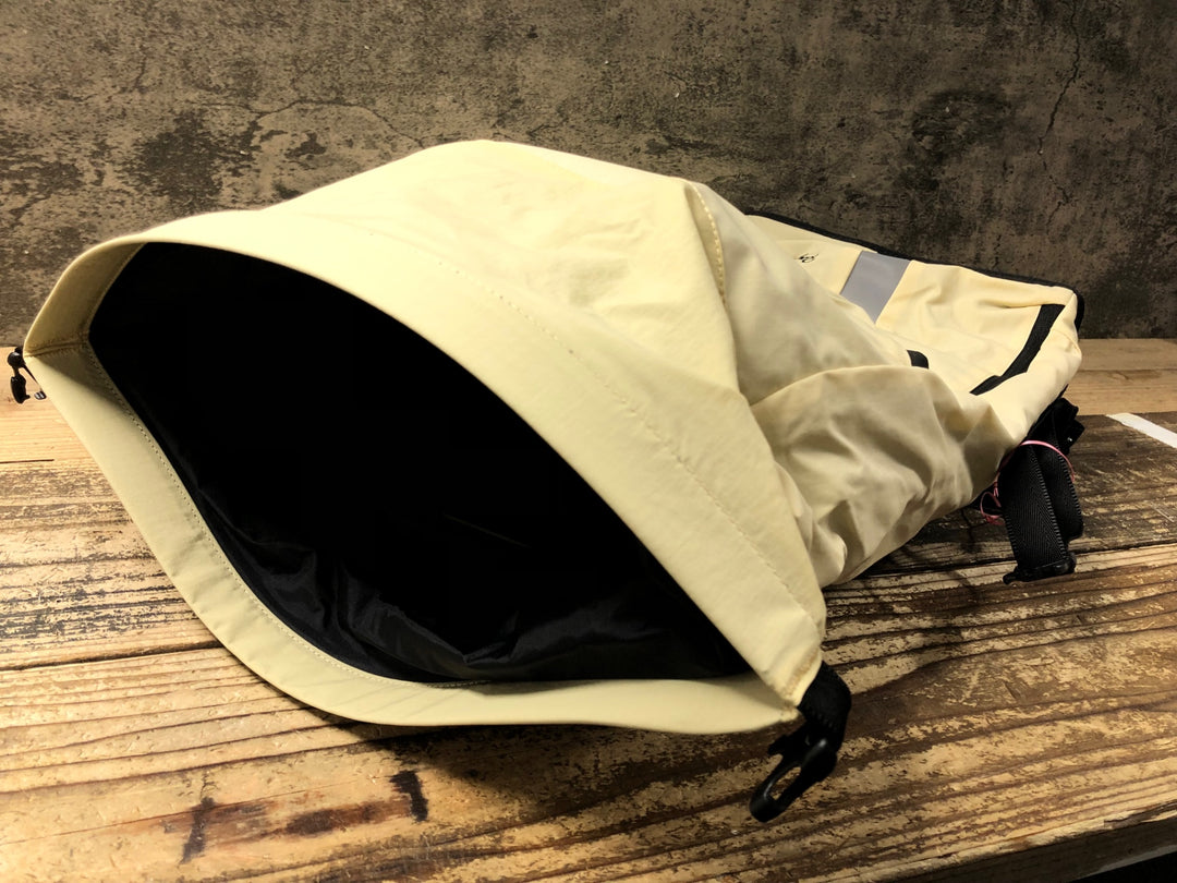 JZ627 ラファ Rapha BACKPACK 20L リュック バックパック SND