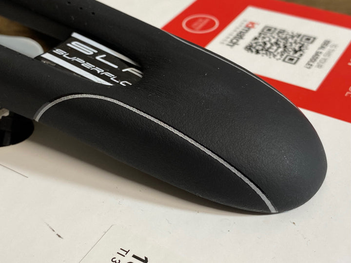 JQ818 セライタリア selle italia SLR SUPERFLOW Ti316レール サドル 黒 S3