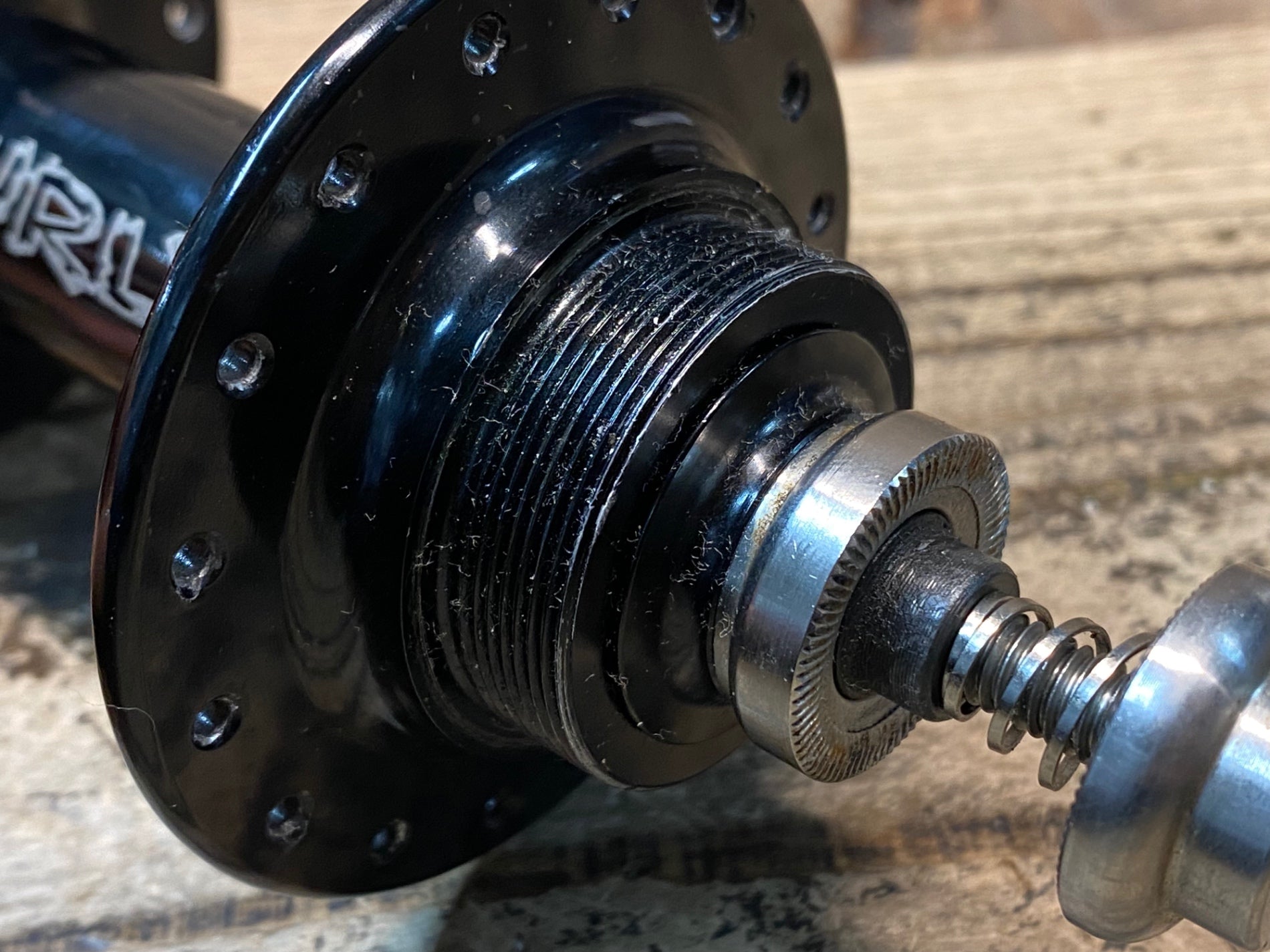 JP197 サーリー SURLY ultra new disc rear hub ハブ 32H シングル