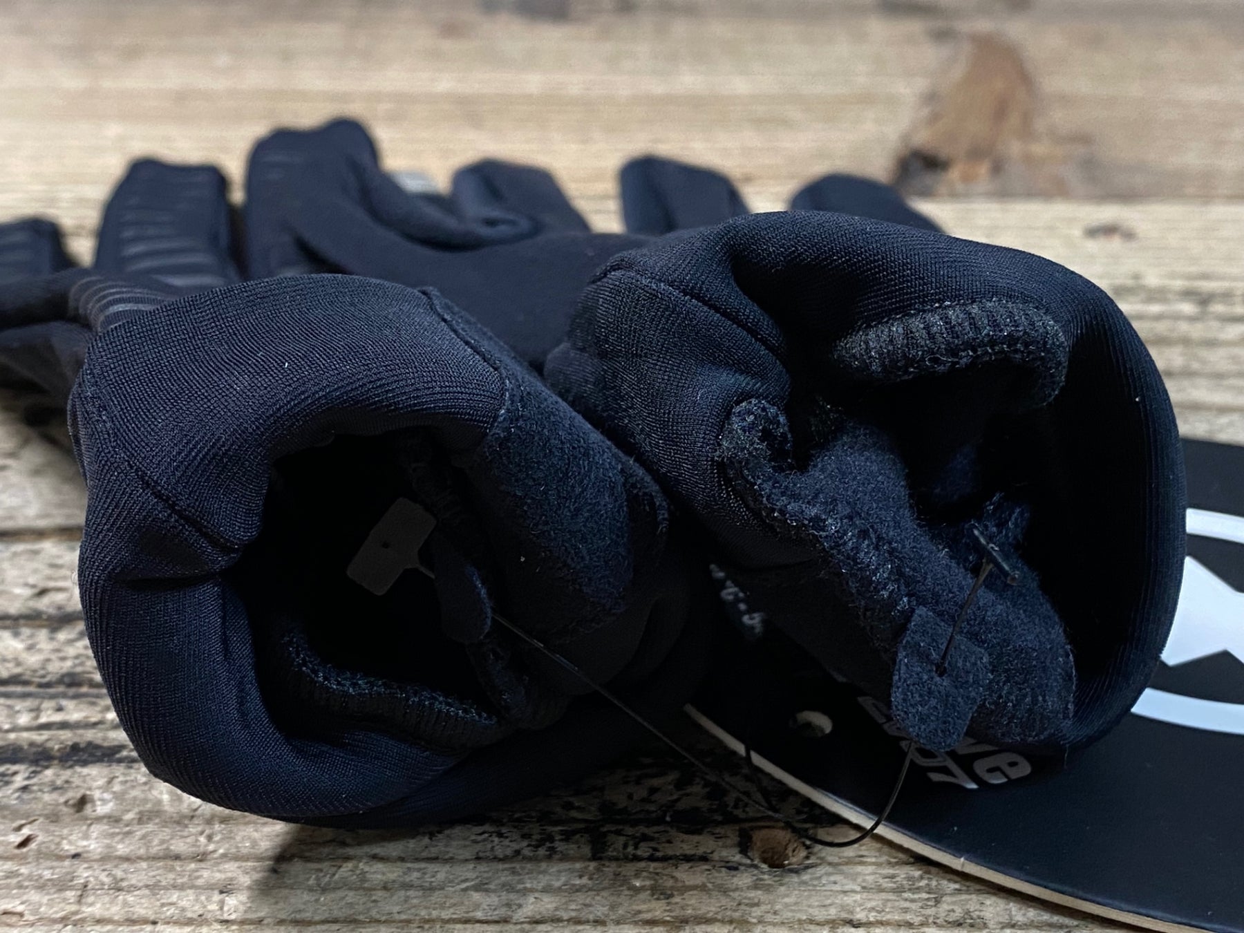 JQ155 アソス assos tiburu Glove EVO7 長指ウィンターグローブ 黒 S