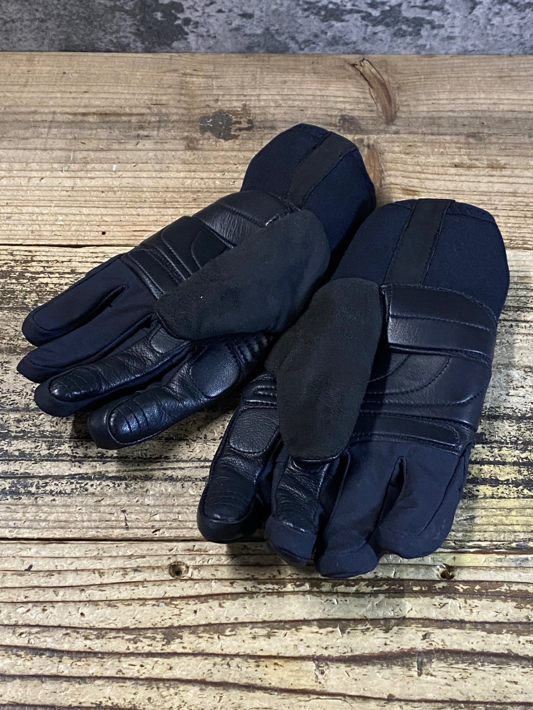JS851 ラファ Rapha ウインターグローブ 黒 Ｍ 裏起毛