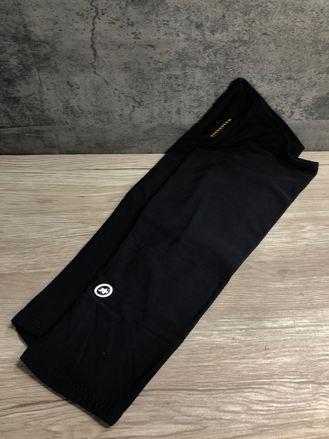 JN948 アソス assos ニーウォーマー 黒 I