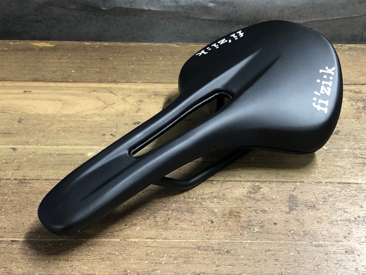 KL931 フィジーク fizik VENTO ANTARES R5 サドル S-Alloyレール 150mm
