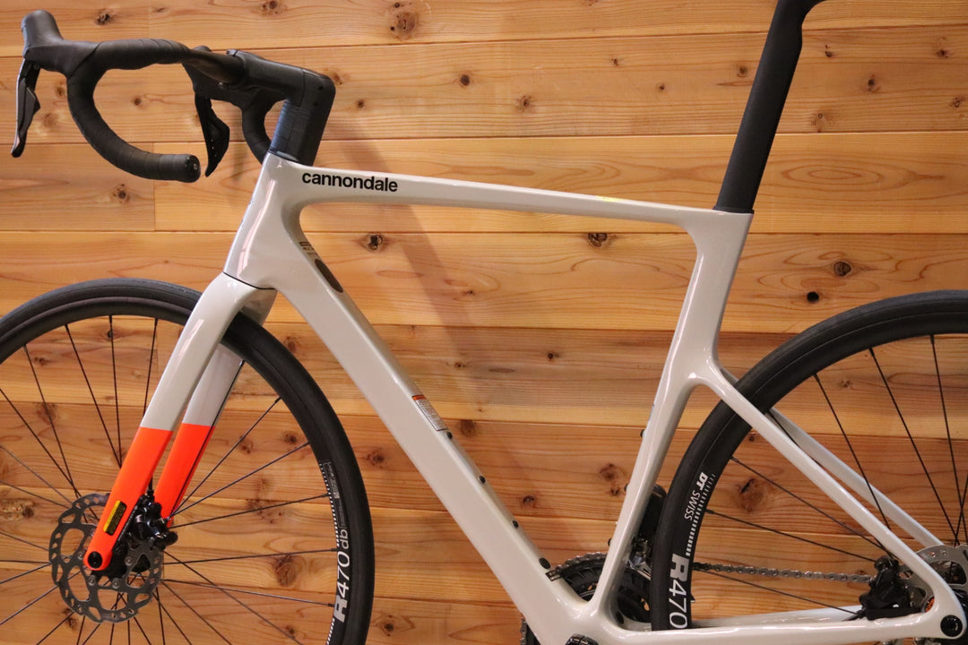 未走行で入荷！ キャノンデール CANNONDALE スーパーシックス SUPERSIX EVO 3 DISC 2025 54サイズ 105 R7170 DI2 カーボン ロードバイク 【広島店】